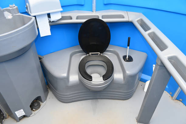 Best Best portable toilet rental  in Quinnesec, MI